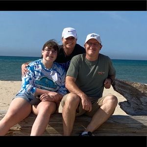 Meet your Posher, Bill